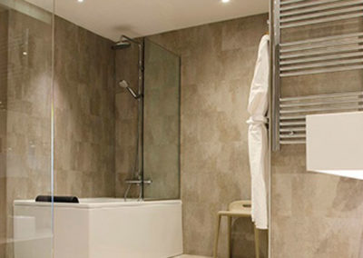 Baño de habitación del Hotel Plaza de Andorra