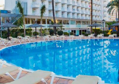 Hotel Sol Pelicanos Oca - piscina