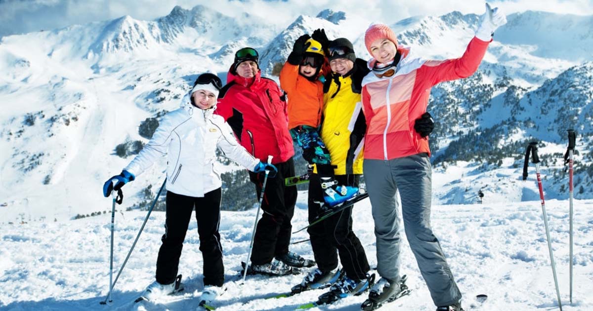 Viaja de escapar con tu familia y disfruta del esquí en las montañas de Andorra