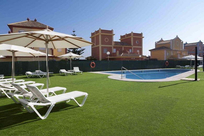 Hotel ON Family Playa de Doñana en Montelascaña